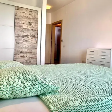 Lägenhet Luxury Central Platinia 3min From Untold *